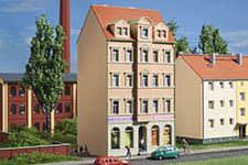 015-14477 - 1:160 Stadthaus Ringstraße 3